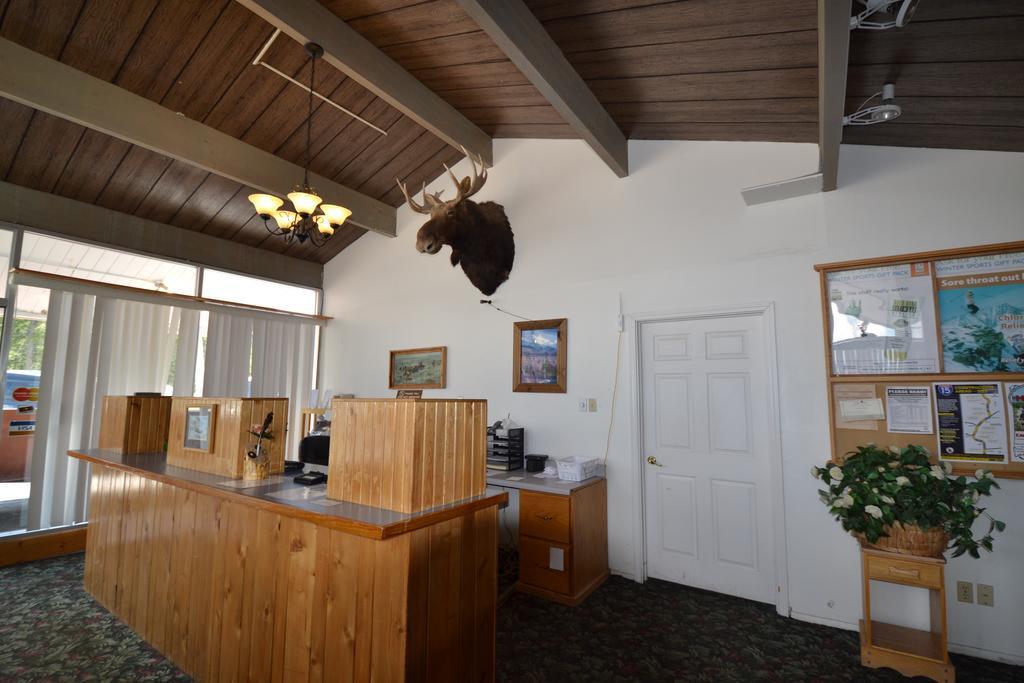 Dude&Roundup Motel West Yellowstone Exterior foto